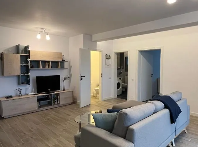 Azzurro Apartment