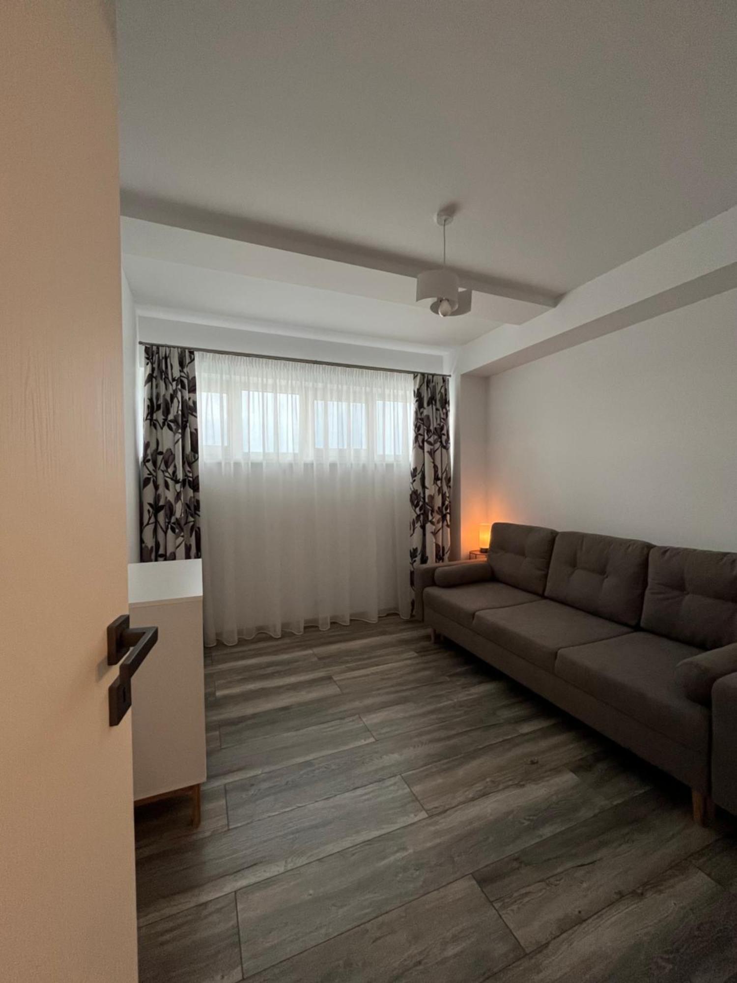 Azzurro Apartment
